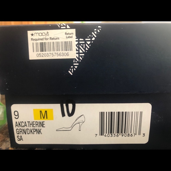 Anne Klein - Elegant, Floral, Silk timeless pumps! - Picture 5 of 5